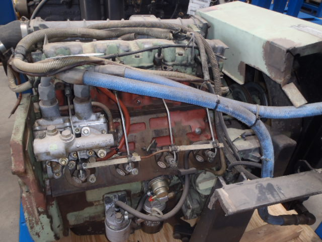 Deutz F4L1011E - - Двигатель для Строительной техники: фото 1 Deutz F4L1011E - - Двигатель для Строительной техники: фото 1