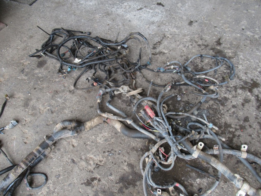 Hitachi YA00018383 - Кабели/ Провода для Строительной техники: фото 3 Hitachi YA00018383 - Кабели/ Провода для Строительной техники: фото 3