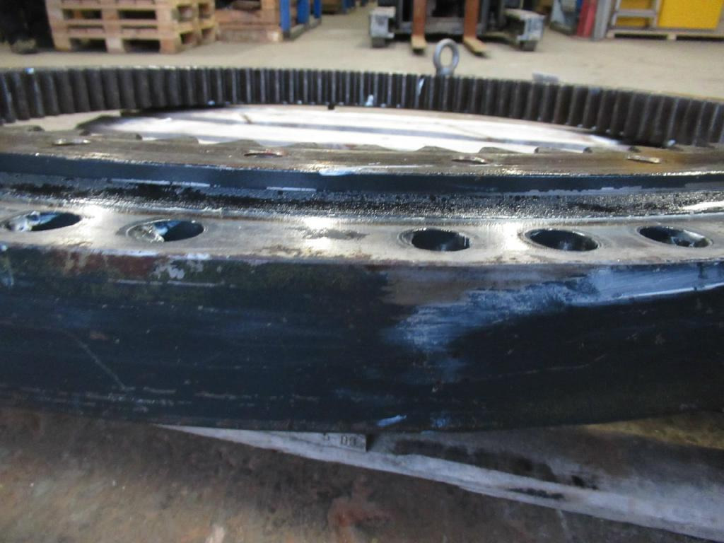 Komatsu PC180-7K - 21K-25-00101 - Поворотное кольцо для Строительной техники: фото 4 Komatsu PC180-7K - 21K-25-00101 - Поворотное кольцо для Строительной техники: фото 4