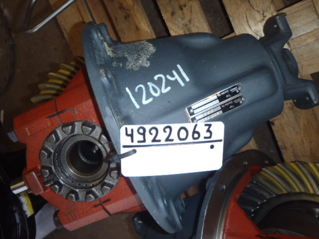 New Holland 4922063 - Дифференциал для Строительной техники: фото 1 New Holland 4922063 - Дифференциал для Строительной техники: фото 1