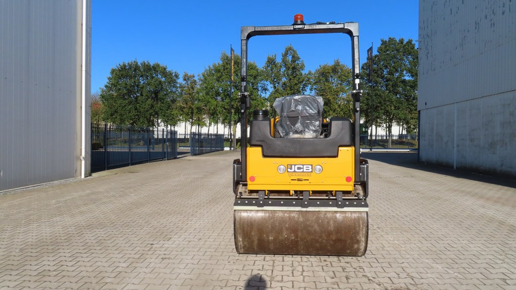JCB CT430-140 - Дорожный каток: фото 3 JCB CT430-140 - Дорожный каток: фото 3