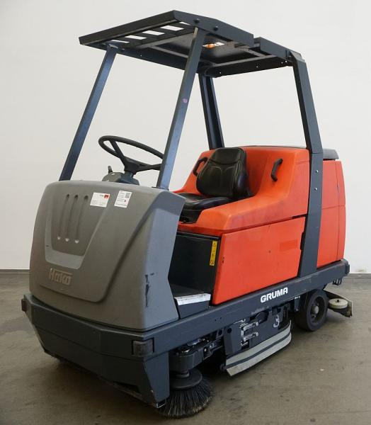 HAKO Hakomatic B1050 WZB960 - Промышленная подметальная машина: фото 1 HAKO Hakomatic B1050 WZB960 - Промышленная подметальная машина: фото 1