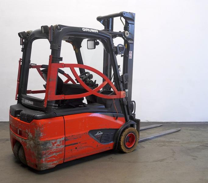 Linde E 18 L EVO 386-02 - Электропогрузчик: фото 2 Linde E 18 L EVO 386-02 - Электропогрузчик: фото 2