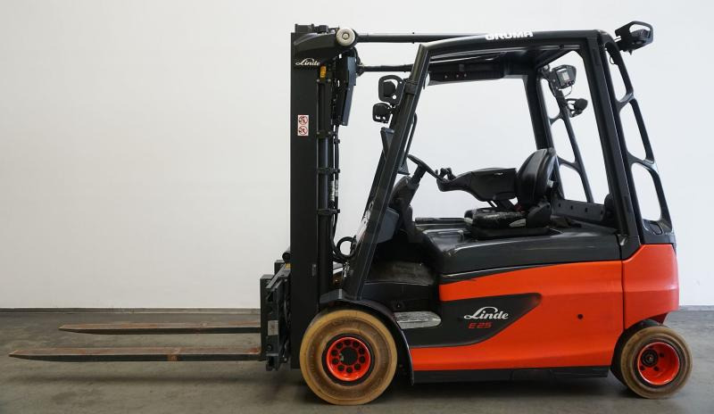 Linde E 25 L 387 - Электропогрузчик: фото 4 Linde E 25 L 387 - Электропогрузчик: фото 4
