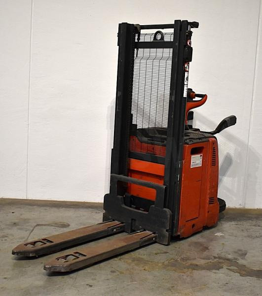 Linde L 12 L AP 133 - Штабелер: фото 2 Linde L 12 L AP 133 - Штабелер: фото 2