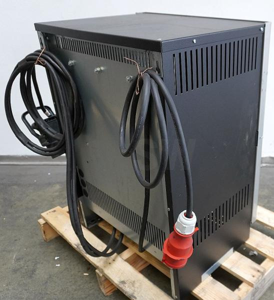 TRICOM TriCOM XL 48V/120A - Аккумулятор: фото 2 TRICOM TriCOM XL 48V/120A - Аккумулятор: фото 2