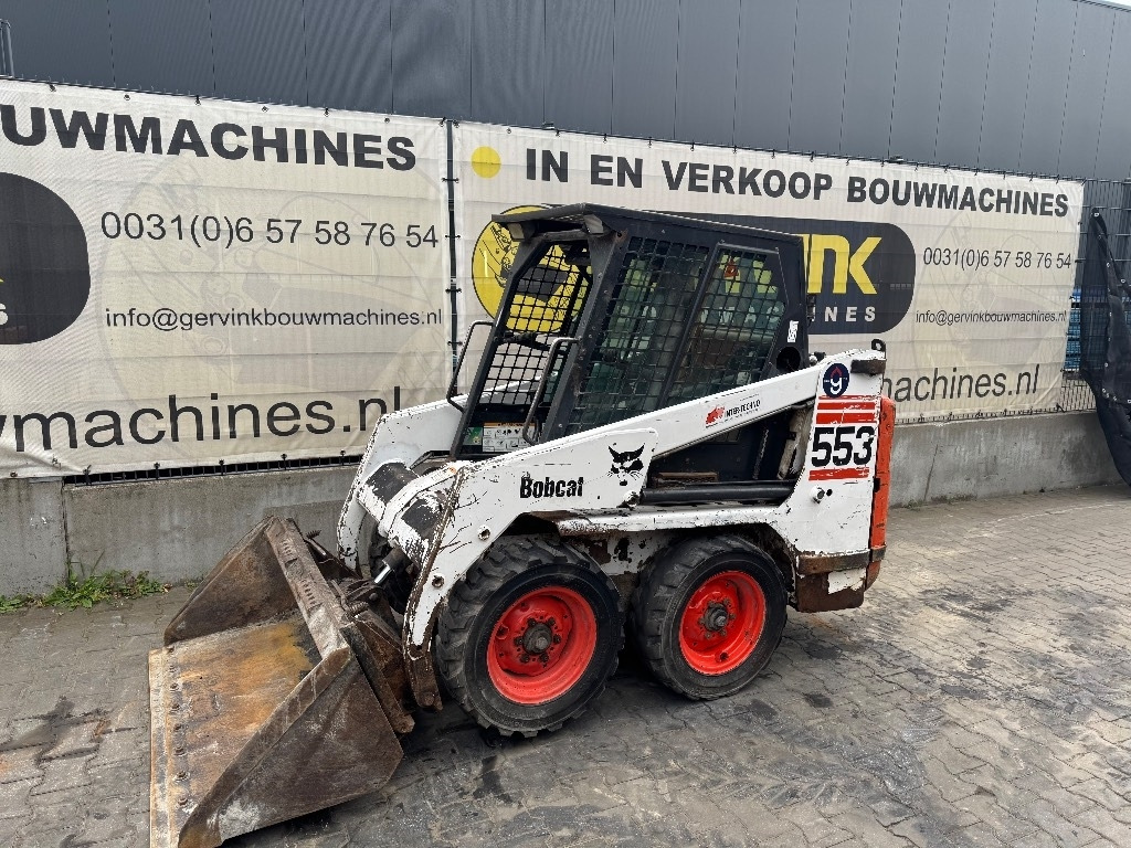 Bobcat 553 - Мини-погрузчик с бортовым поворотом: фото 2 Bobcat 553 - Мини-погрузчик с бортовым поворотом: фото 2