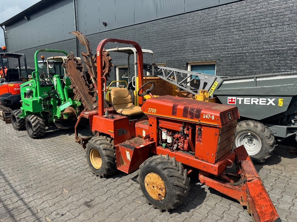 Траншеекопатель Ditch Witch 3700 DD: фото 21