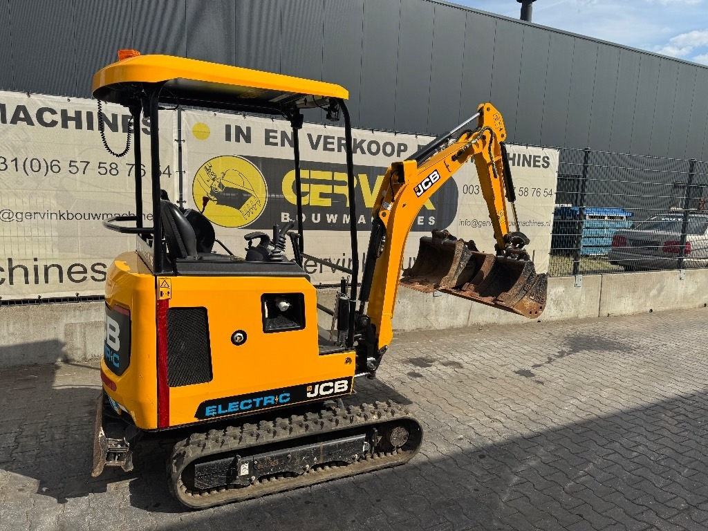 Мини-экскаватор JCB 19 C-1E: фото 8