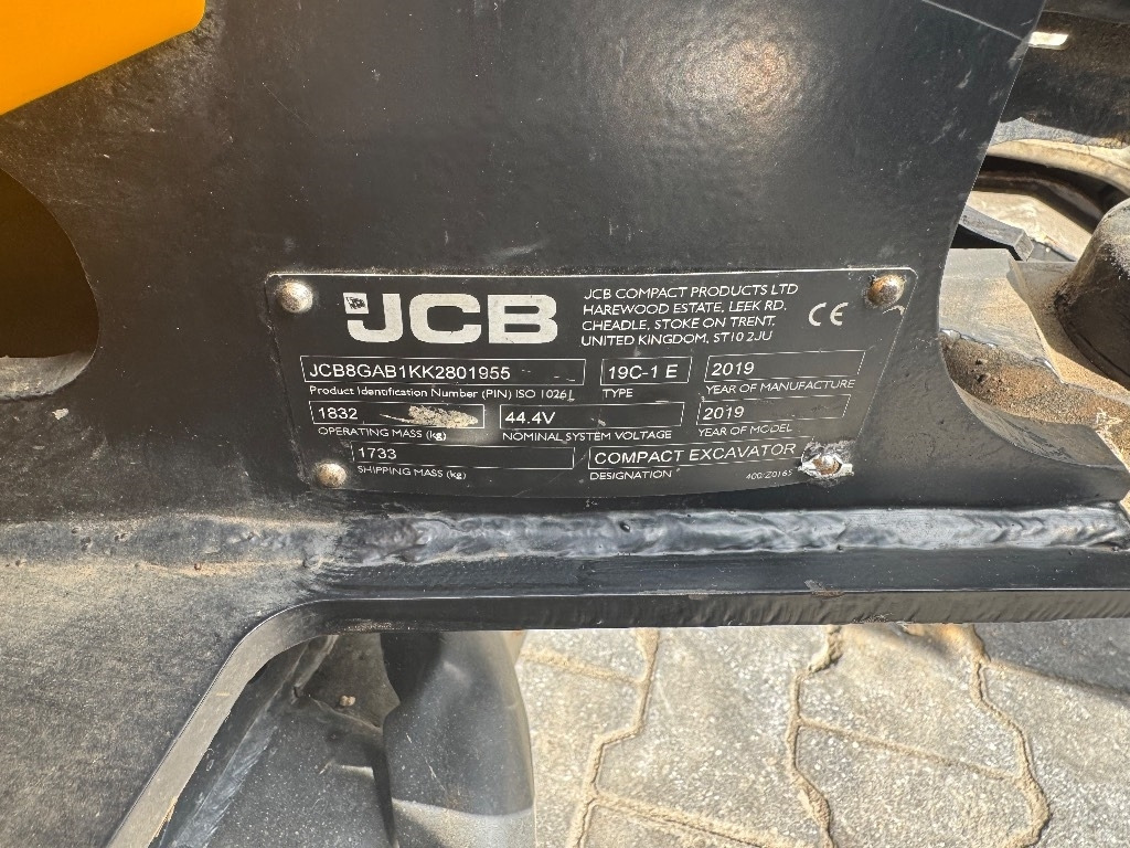 Мини-экскаватор JCB 19 C-1E: фото 12