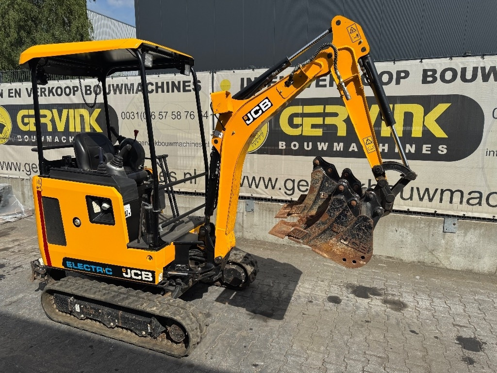 Мини-экскаватор JCB 19 C-1E: фото 9