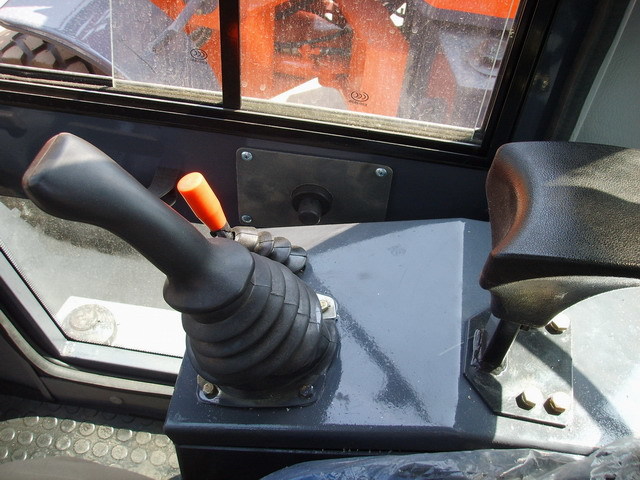 Новый Колёсный погрузчик Qingdao Promising CE Marked 1.5T Articulated Loader ZL15F: фото 6