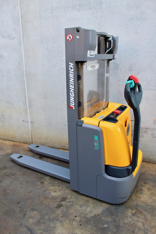 Jungheinrich EJC 110 250 ZZ LI-ion - Штабелер: фото 1 Jungheinrich EJC 110 250 ZZ LI-ion - Штабелер: фото 1