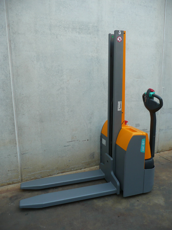 Jungheinrich EMC 110 154 E - Штабелер: фото 2 Jungheinrich EMC 110 154 E - Штабелер: фото 2