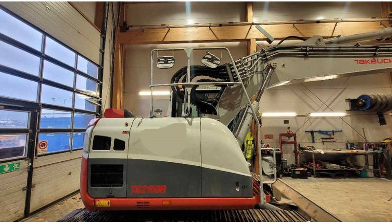 Takeuchi TB 2150 R - Гусеничный экскаватор: фото 2 Takeuchi TB 2150 R - Гусеничный экскаватор: фото 2