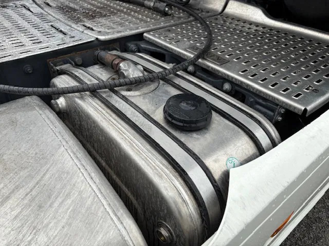 Тягач DAF XF 480 4x2 Euro6 SSC 2-tanks PTO Hydraulic feedpump MOT 03-2026: фото 12