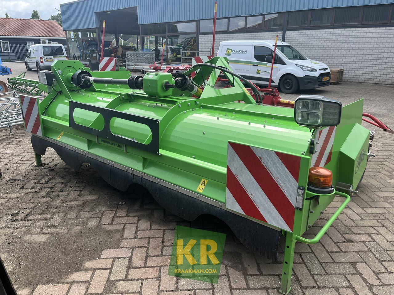 AVR Overig - Ботвоудалитель: фото 1 AVR Overig - Ботвоудалитель: фото 1