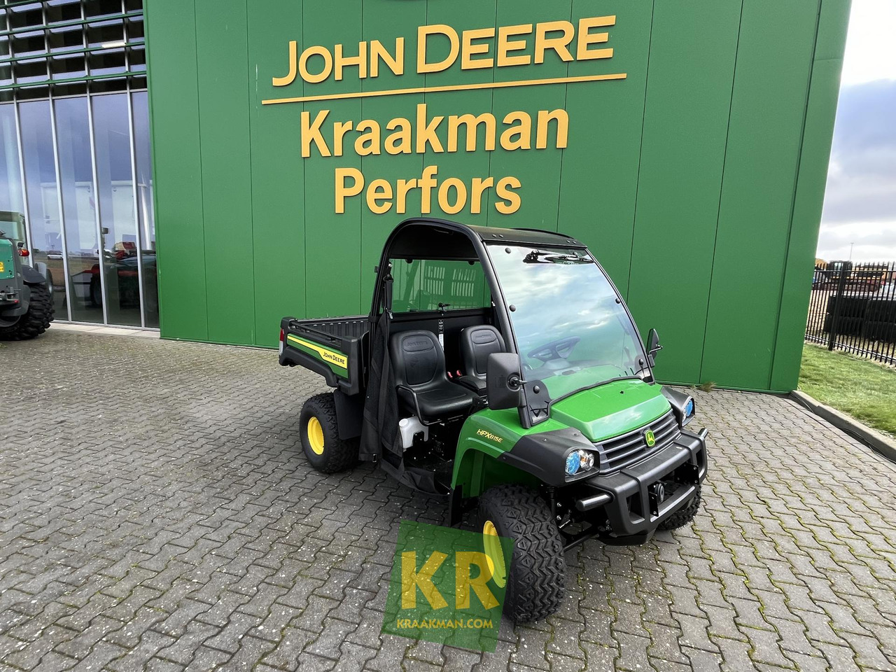 Новый Квадроцикл John Deere HPX815E: фото 1
