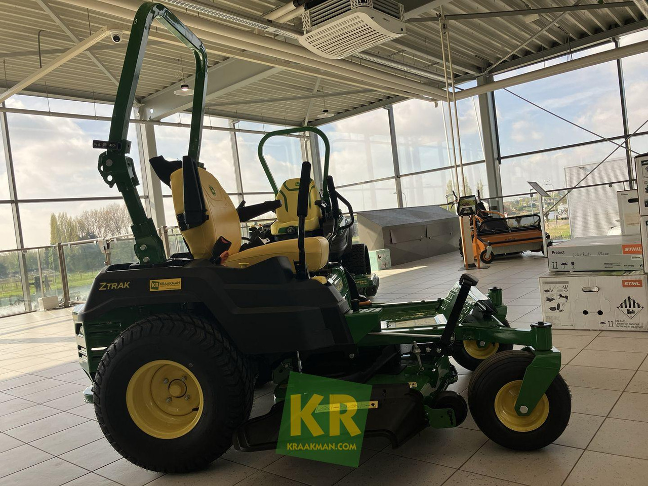Z515E ZEROTURN John Deere - Газонокосилка: фото 4 Z515E ZEROTURN John Deere - Газонокосилка: фото 4