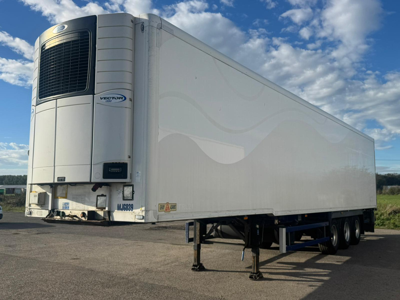 Gray and Adams 2016 Vector 1350 – MJG039 - Полуприцеп-рефрижератор: фото 1 Gray and Adams 2016 Vector 1350 – MJG039 - Полуприцеп-рефрижератор: фото 1
