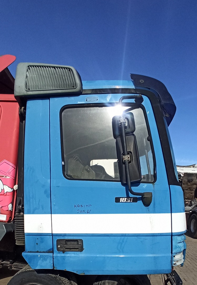 MERCEDES-BENZ Actros MP1 1831 1835 1840 1843 Low tunnel - Кабина для Грузовиков: фото 2 MERCEDES-BENZ Actros MP1 1831 1835 1840 1843 Low tunnel - Кабина для Грузовиков: фото 2