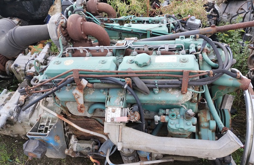 SILNIK CZĘŚCI ENGINE PARTS WAŁ KORBOWY WAŁEK ROZRZADU POMPA WTRYSKOWA VOLVO FL TD 63 E - Двигатель и запчасти: фото 3 SILNIK CZĘŚCI ENGINE PARTS WAŁ KORBOWY WAŁEK ROZRZADU POMPA WTRYSKOWA VOLVO FL TD 63 E - Двигатель и запчасти: фото 3