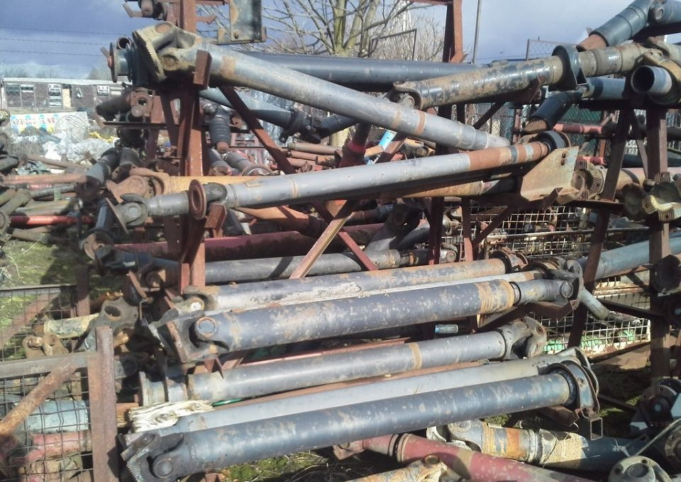 WAŁ NAPĘDOWY MAN F90 F2000 4X2 4X4 6X2 6X4 6X6 8X4 8X6 8X8 - Карданный вал: фото 2 WAŁ NAPĘDOWY MAN F90 F2000 4X2 4X4 6X2 6X4 6X6 8X4 8X6 8X8 - Карданный вал: фото 2