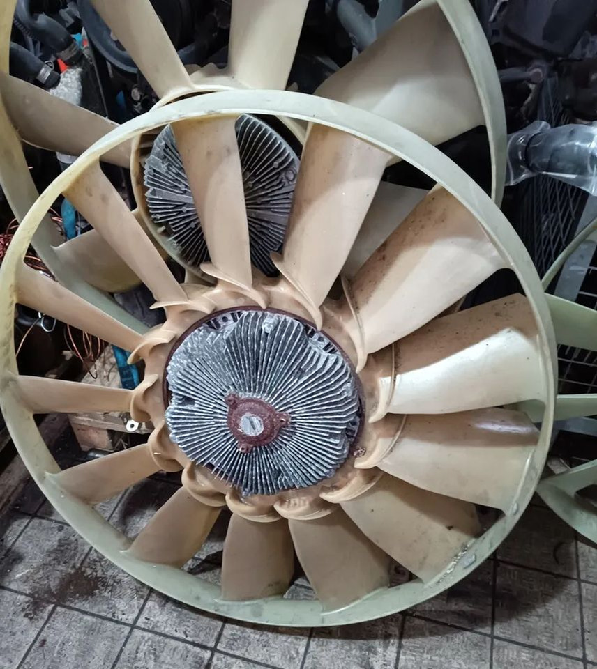 WENTYLATOR VISCO WISCO SPRZĘGŁO MERCEDES ACTROS MP4 4702000422 - Вентилятор: фото 1 WENTYLATOR VISCO WISCO SPRZĘGŁO MERCEDES ACTROS MP4 4702000422 - Вентилятор: фото 1