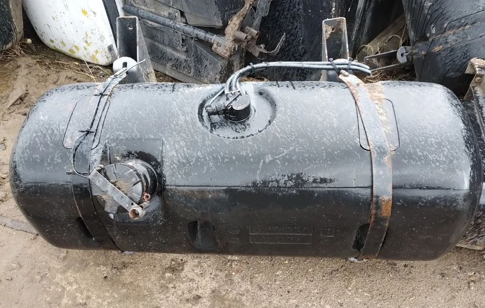 ZBIORNIK ZBIORNIKI PALIWA MERCEDES ATEGO AXOR ACTROS SK - Топливный бак для Грузовиков: фото 1 ZBIORNIK ZBIORNIKI PALIWA MERCEDES ATEGO AXOR ACTROS SK - Топливный бак для Грузовиков: фото 1