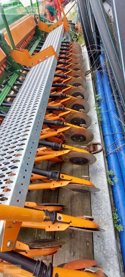 Amazone ke 403 + ad 403 - Посевной комплекс: фото 5 Amazone ke 403 + ad 403 - Посевной комплекс: фото 5