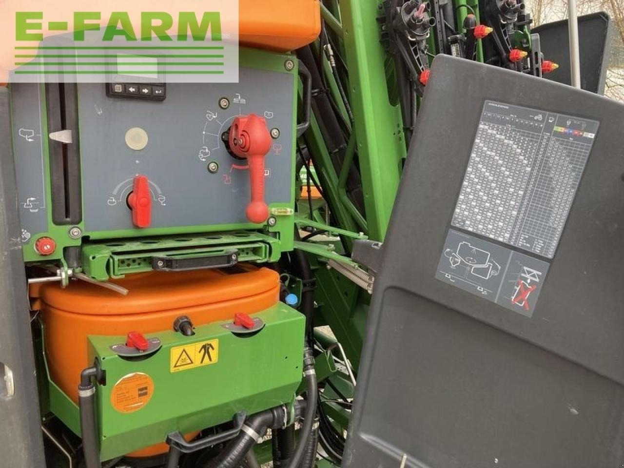 Amazone uf 2002, 25 cm düsenabstand - Навесной опрыскиватель: фото 4 Amazone uf 2002, 25 cm düsenabstand - Навесной опрыскиватель: фото 4