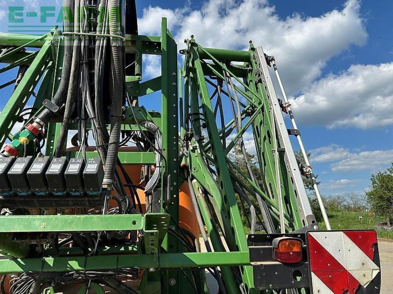 Прицепной опрыскиватель Amazone ug 3000/18 nova: фото 24