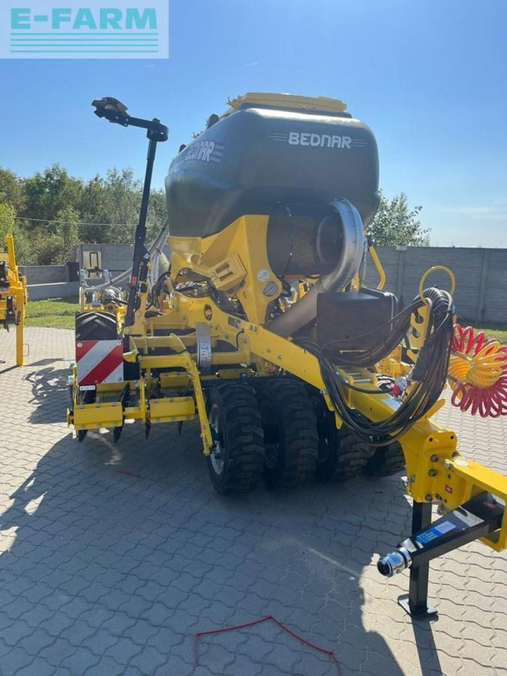 Bednar bednar omega 3000l - Сеялка точного высева: фото 4 Bednar bednar omega 3000l - Сеялка точного высева: фото 4