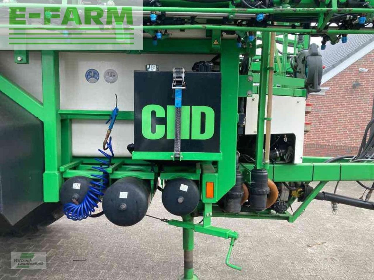 CHD f7039a - Прицепной опрыскиватель: фото 3 CHD f7039a - Прицепной опрыскиватель: фото 3