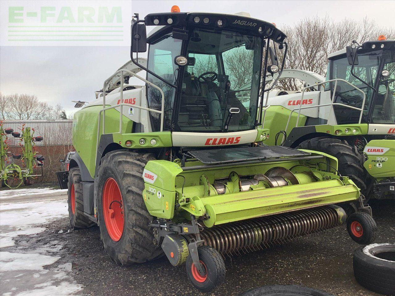 CLAAS JAGUAR 980 4WD - Кормоуборочный комбайн: фото 2 CLAAS JAGUAR 980 4WD - Кормоуборочный комбайн: фото 2