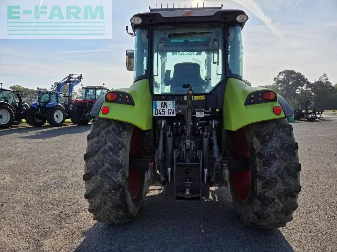 CLAAS arion 420 - Трактор: фото 4 CLAAS arion 420 - Трактор: фото 4