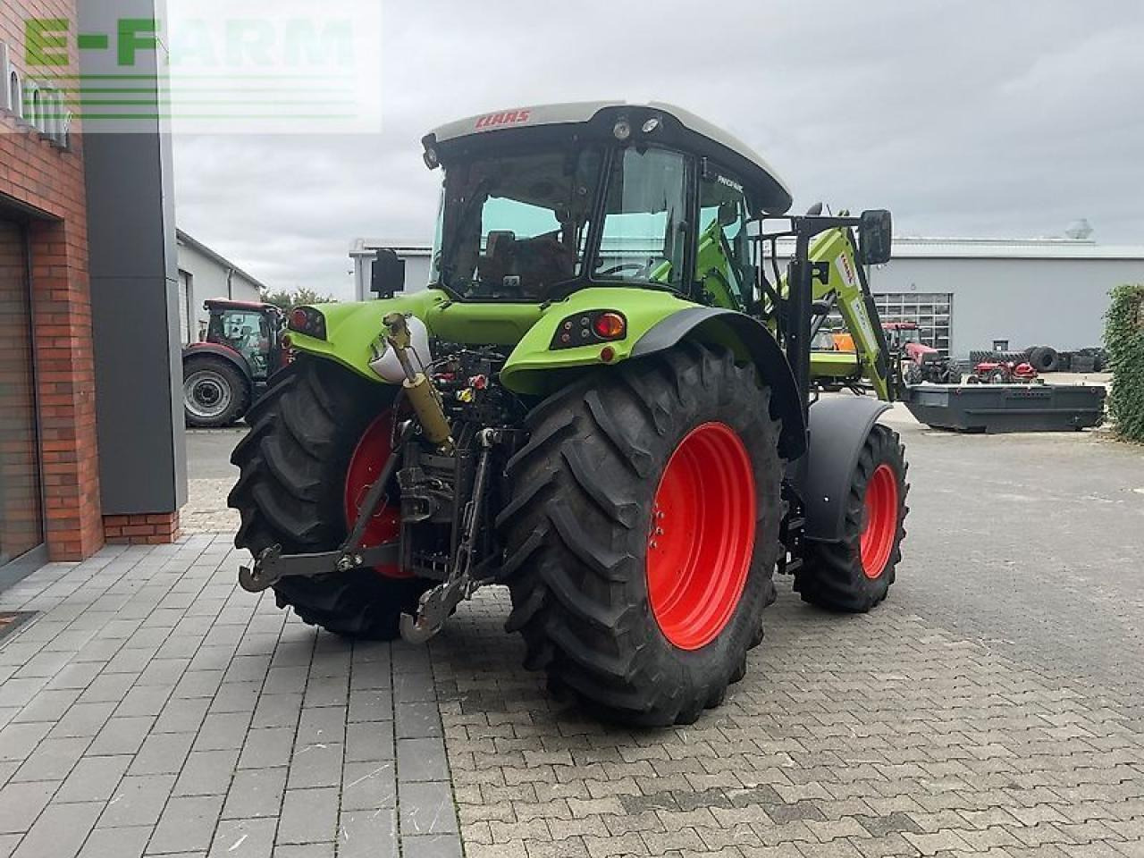 CLAAS arion 450 cis CIS - Трактор: фото 4 CLAAS arion 450 cis CIS - Трактор: фото 4