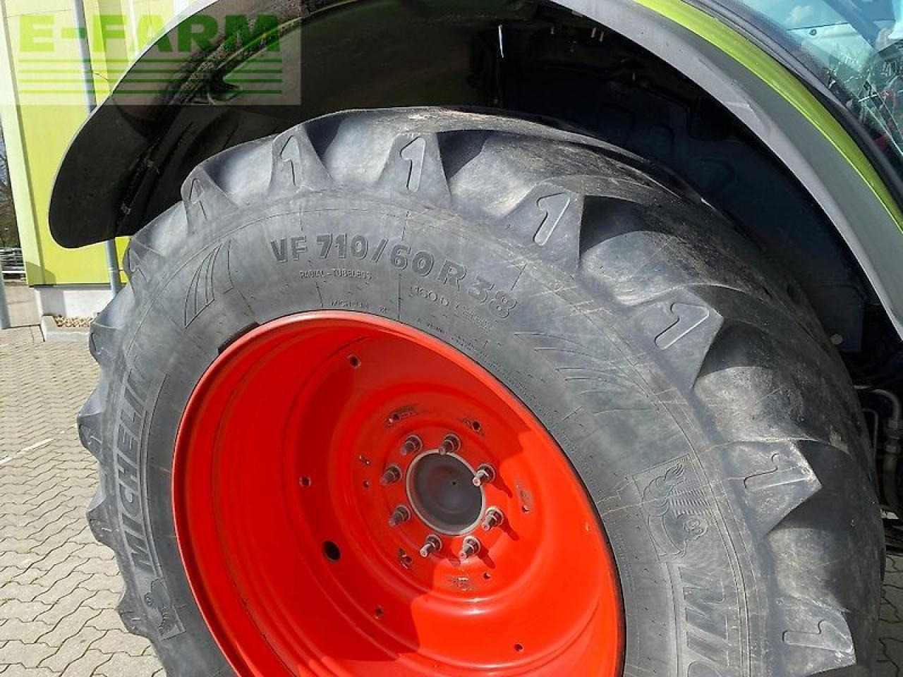 CLAAS arion 650 hexashift cis HEXASHIFT CIS - Трактор: фото 2 CLAAS arion 650 hexashift cis HEXASHIFT CIS - Трактор: фото 2
