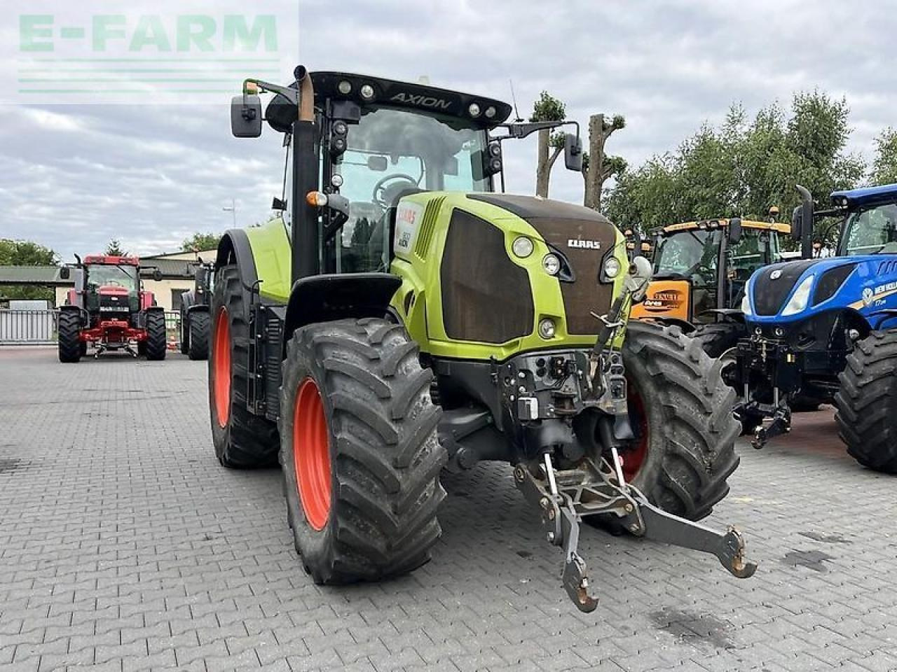 CLAAS axion 800 cis - Трактор: фото 3 CLAAS axion 800 cis - Трактор: фото 3