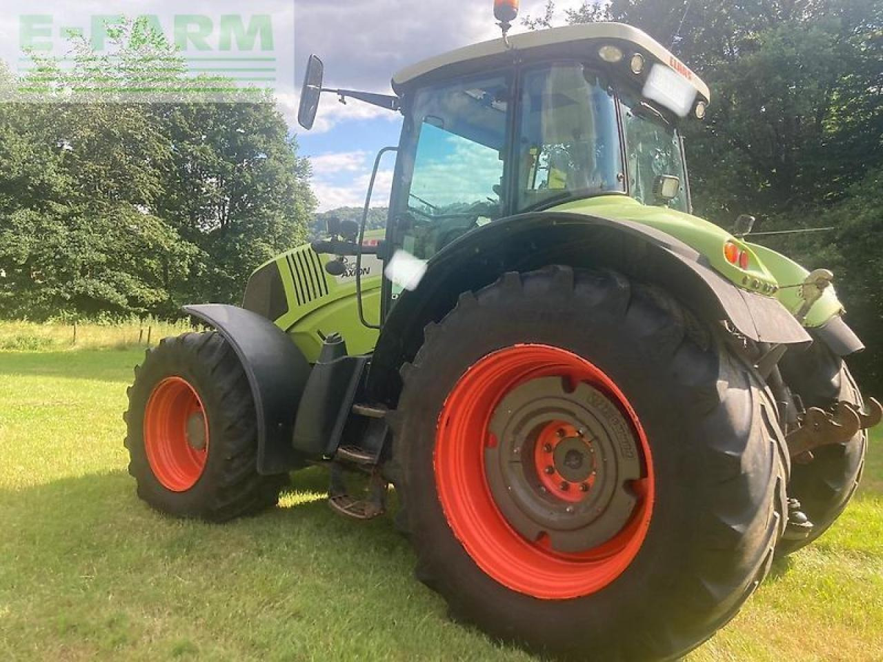 CLAAS axion 810 - Трактор: фото 5 CLAAS axion 810 - Трактор: фото 5