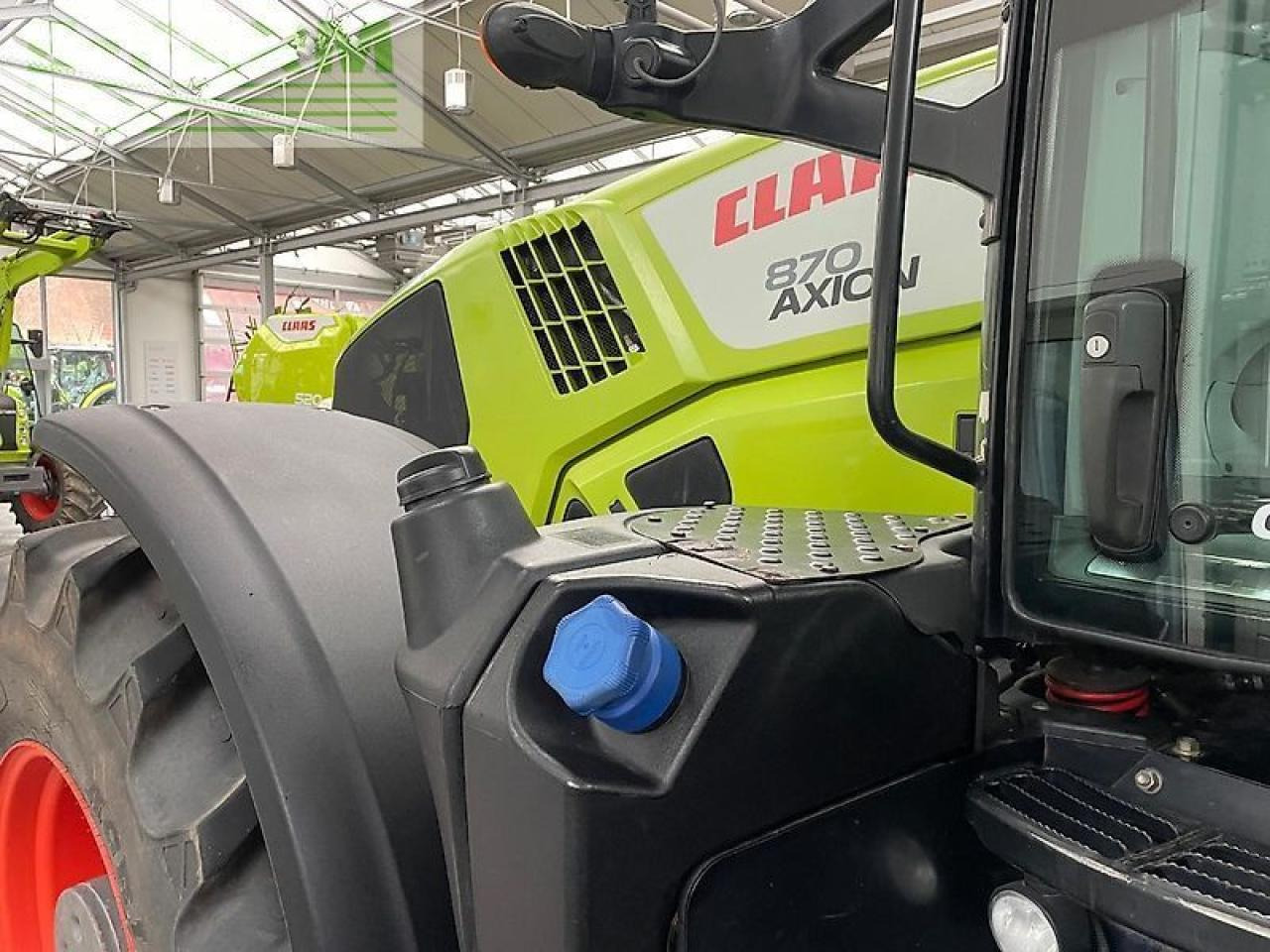 CLAAS axion 870 c-matic CMATIC - Трактор: фото 3 CLAAS axion 870 c-matic CMATIC - Трактор: фото 3