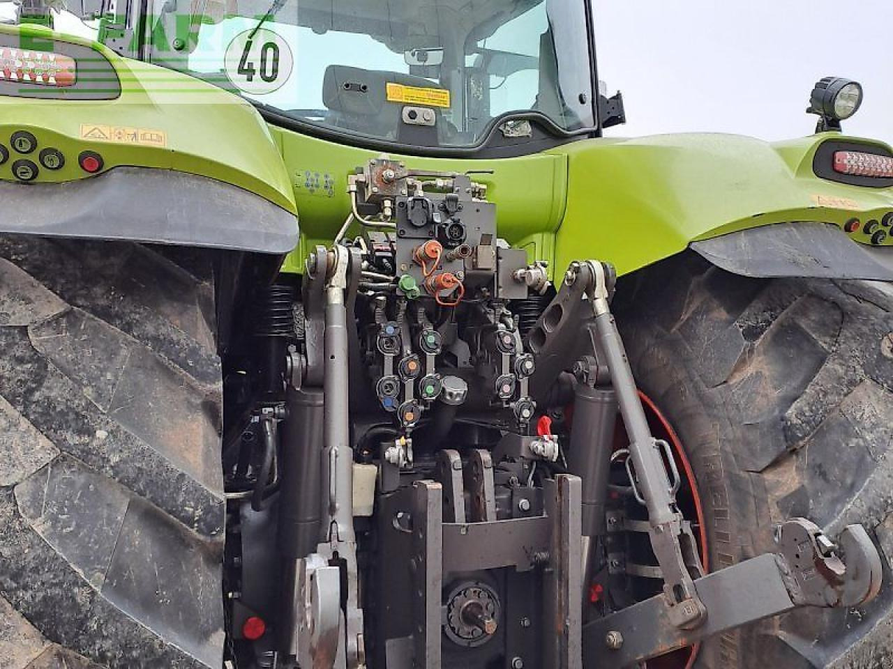 CLAAS axion 870 c-matic CMATIC - Трактор: фото 3 CLAAS axion 870 c-matic CMATIC - Трактор: фото 3