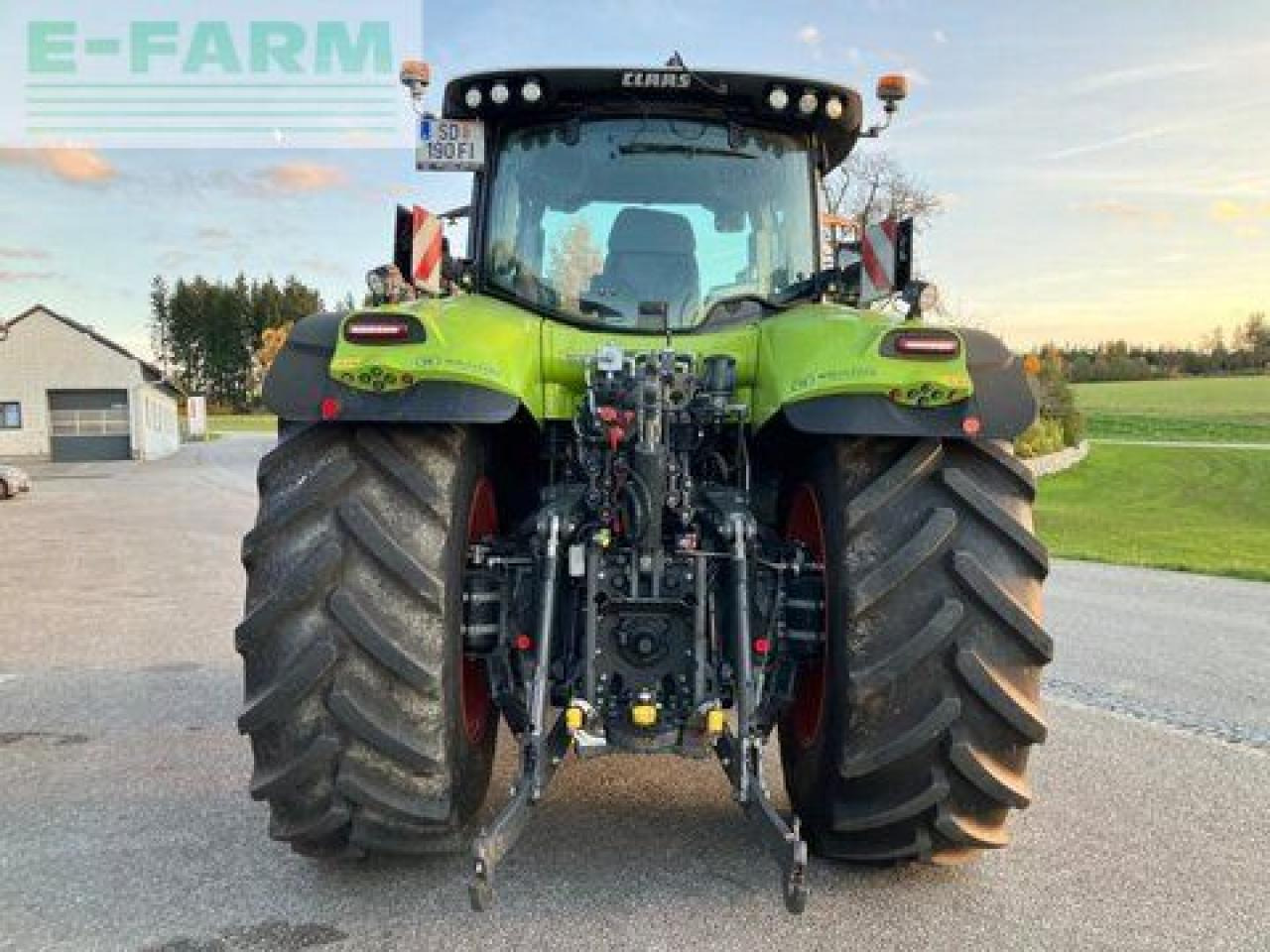 CLAAS axion 870 cmatic cebis CMATIC CEBIS - Трактор: фото 4 CLAAS axion 870 cmatic cebis CMATIC CEBIS - Трактор: фото 4
