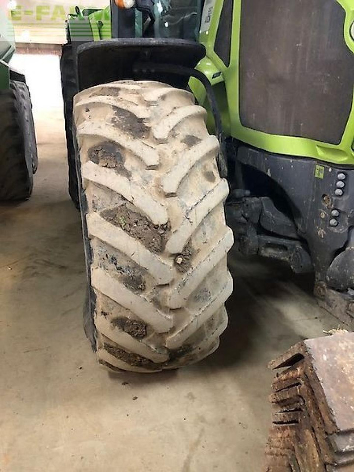 CLAAS axion 950 - Трактор: фото 3 CLAAS axion 950 - Трактор: фото 3
