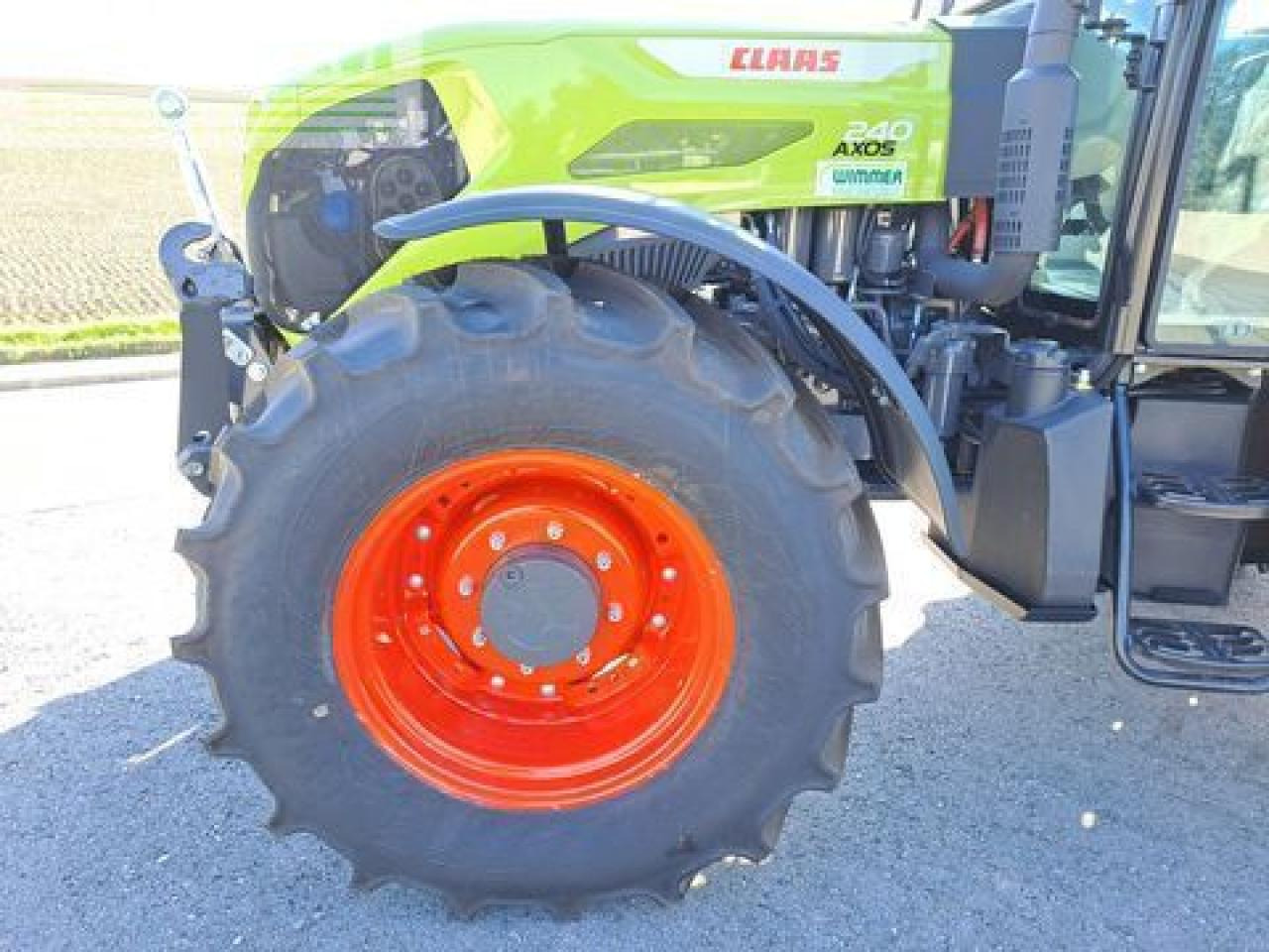 Трактор CLAAS axos 240: фото 9