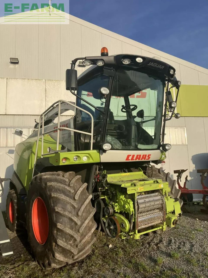 CLAAS ensileuse claas jaguar t4f - Кормоуборочный комбайн: фото 4 CLAAS ensileuse claas jaguar t4f - Кормоуборочный комбайн: фото 4