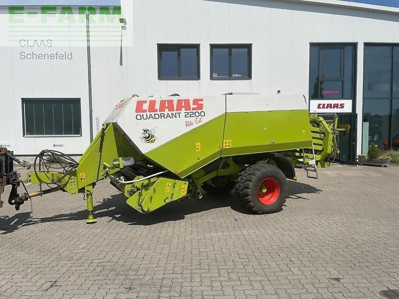 CLAAS quadrant 2200 - Пресс-подборщик тюковый: фото 1 CLAAS quadrant 2200 - Пресс-подборщик тюковый: фото 1