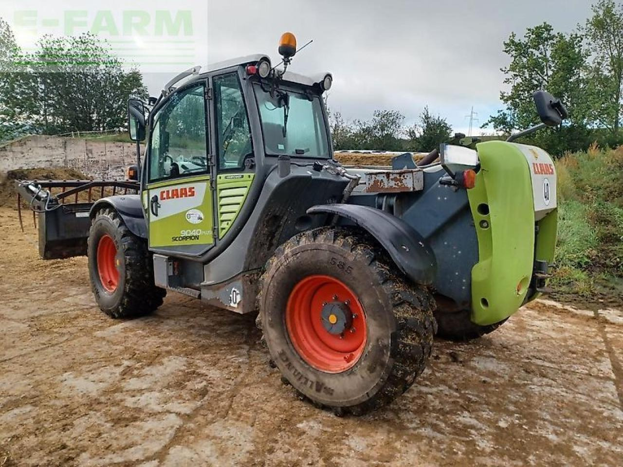CLAAS scorpion 9040 varipower - Телескопический погрузчик: фото 2 CLAAS scorpion 9040 varipower - Телескопический погрузчик: фото 2