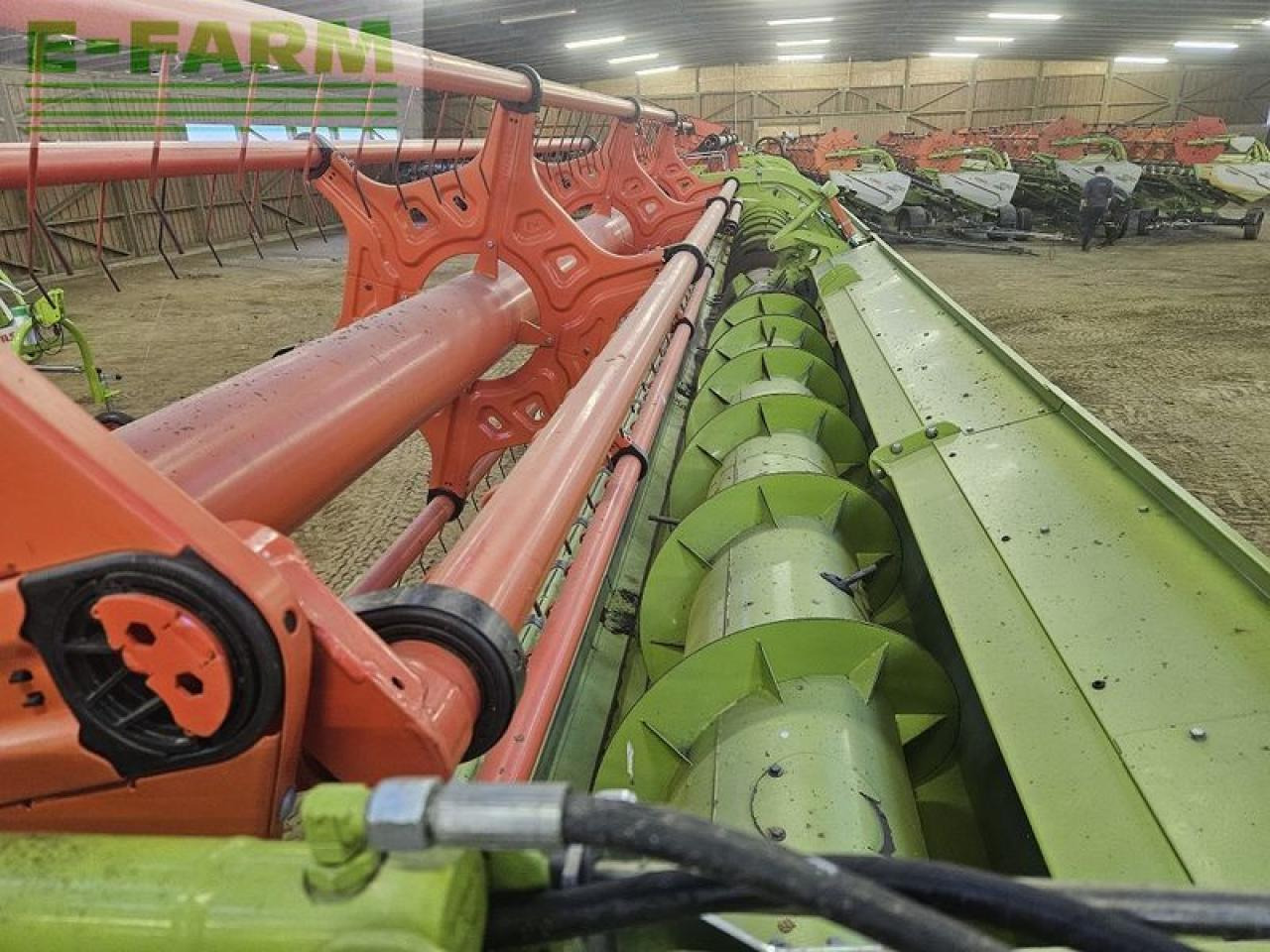 CLAAS vario 1080 + rapstrenner + transportwagen - Жатка зерновая: фото 5 CLAAS vario 1080 + rapstrenner + transportwagen - Жатка зерновая: фото 5