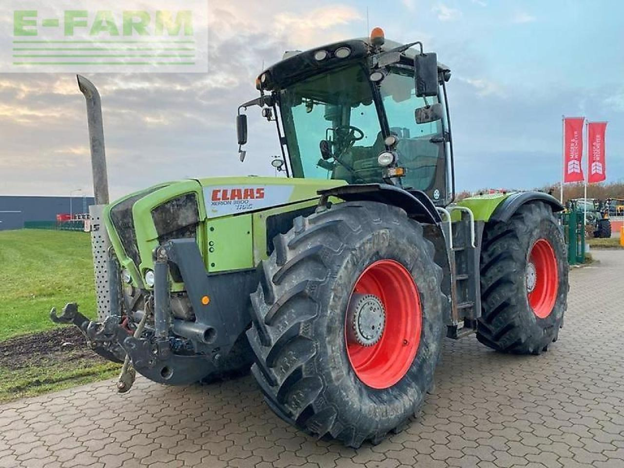 CLAAS xerion 3800 trac TRAC - Трактор: фото 1 CLAAS xerion 3800 trac TRAC - Трактор: фото 1